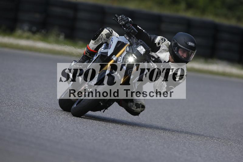 /Archiv-2023/47 24.07.2023 Track Day Motos Dario - Moto Club Anneau du Rhin/35